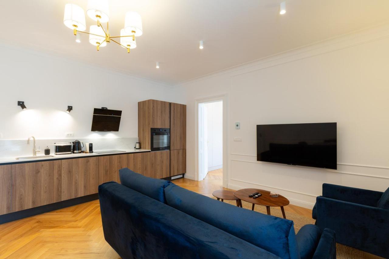 Apartament Luxurious In Center